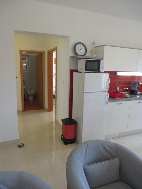 Filipovic Apartments With Pool Biograd Na Moru Buitenkant foto